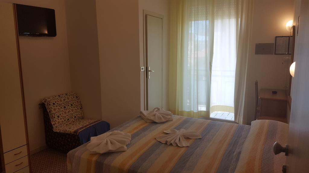 Hotel Conti Rimini Exteriér fotografie